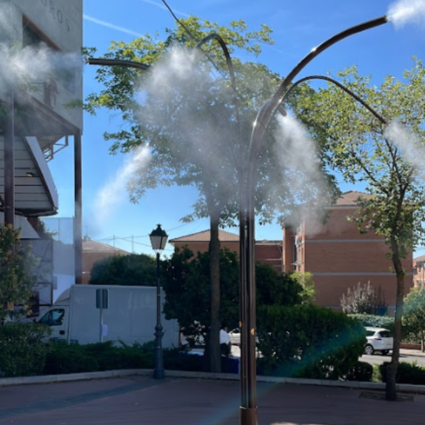 Nebulization palm tree for places and events | Drip&Fresh