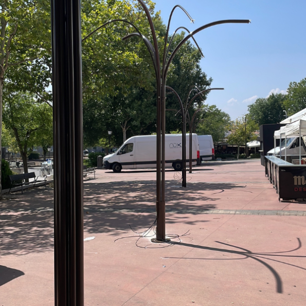 Palmera de Nebulización para Plazas y Eventos | Drip&Fresh